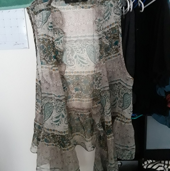 FREE CLOTHES!!!! - Picture 6 of 8